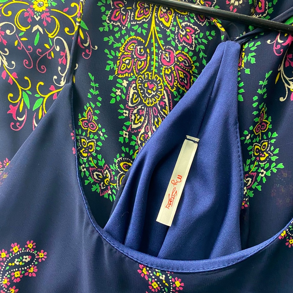 Dress - Picture 2 of 2